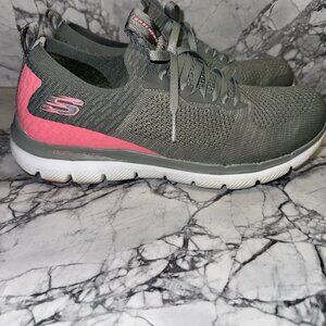 Skechers Women’s Flex Appeal Size 9.5 Wide Fit Sneakers